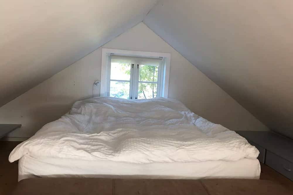 Beautiful guest house with 2 double beds perfect for relaxing getaway in Tjøme