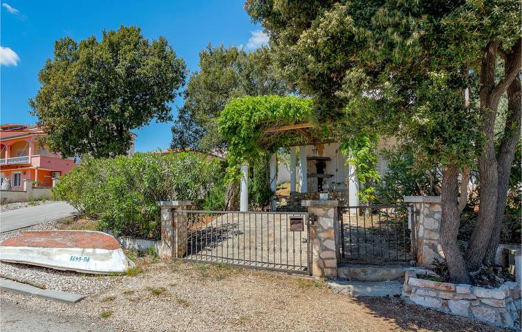 Strandhaus für 6 Personen, mit Terrasse, kinderfreundlich in Istrien - 2
