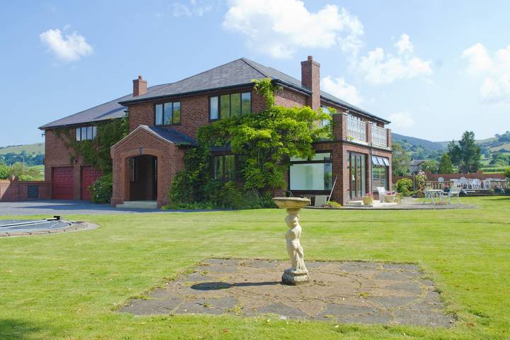 Casa rural para 14 personas, con jardín y piscina - 1