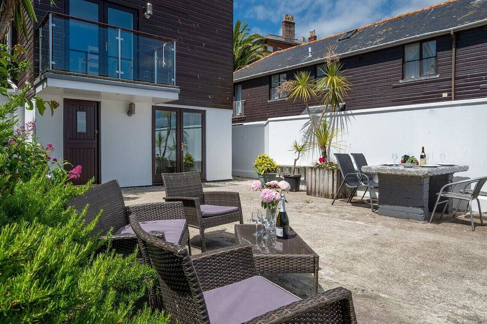 The Anchorage - Three Bedroom House, Sleeps 6 in Falmouth (Cornwall), Cornwall