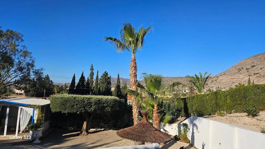 Casa rural para 6 personas, con vistas además de piscina y jardín en Fortuna - 3