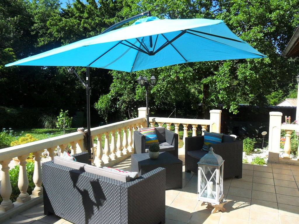 Maison d'hôtes chez Pascaline - Chambre La Terrasse in Sarliac-sur-l'Isle, Périgord Blanc