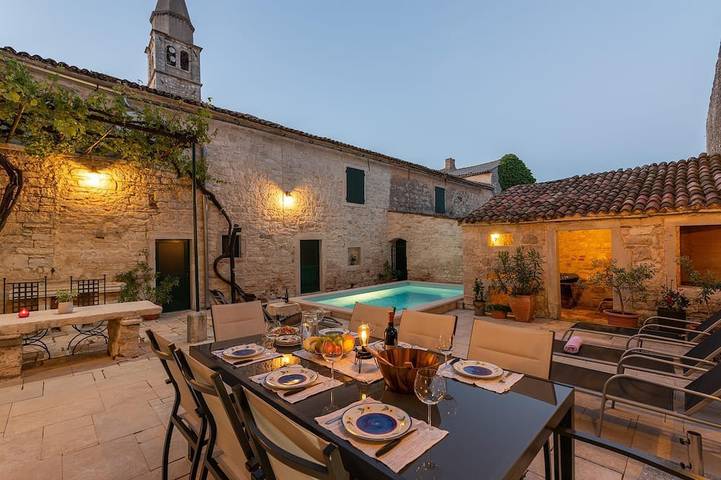 Ferienhaus für 8 Personen, mit Terrasse und Garten, mit Haustier