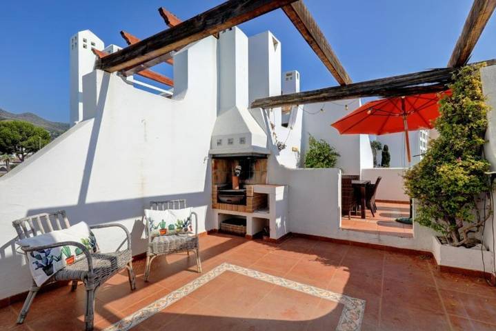 Entire apartment, Atalaya del Mar Apartment 082 with Sea View, Balcony & Shared Pool in Torremuelle, Benalmádena