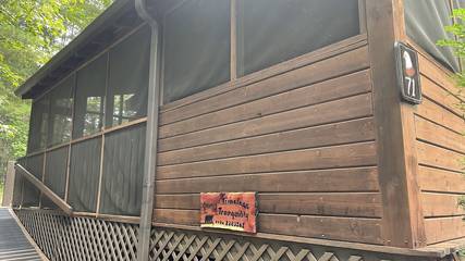 Log Cabin for 4 People in Pigeon Forge, Sevier County, Photo 2