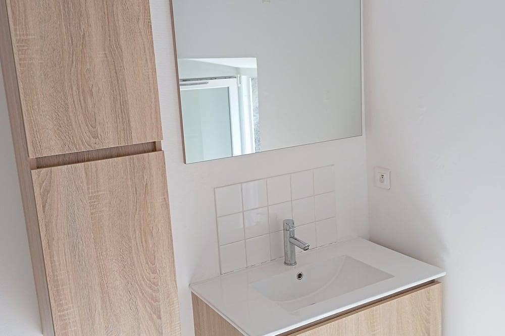 Gîte Pour 2 Personnes à 900m de la mer in Hauteville-sur-Mer, Coutances y alrededores
