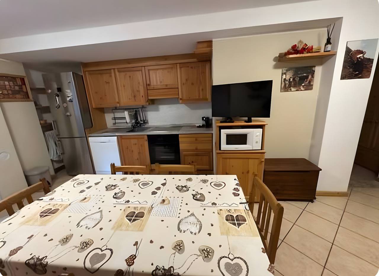 Ferienhaus 'Maggi' mit Bergblick, privater Terrasse und Wlan in San Carlo (Valdidentro), Valdidentro