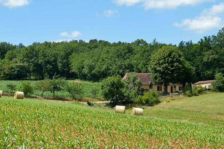 Gîte pour 5 personnes, avec Jardin à Pezuls