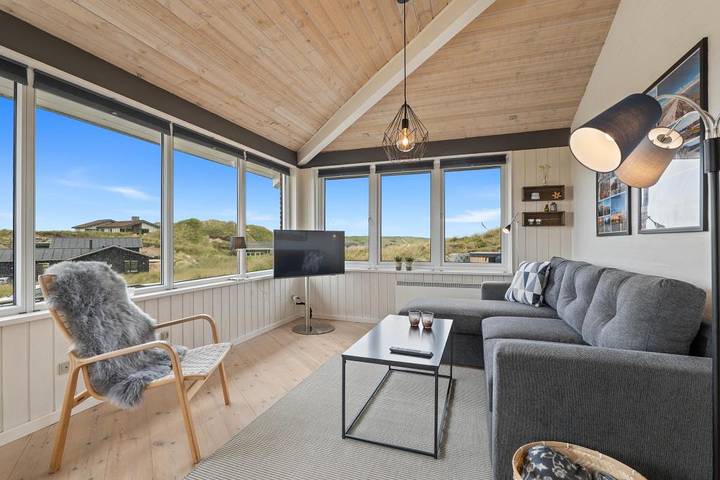 Charmantes Ferienhaus mit traumhaftem Ausblick und Wlan in Årgab, Holmsland Klit