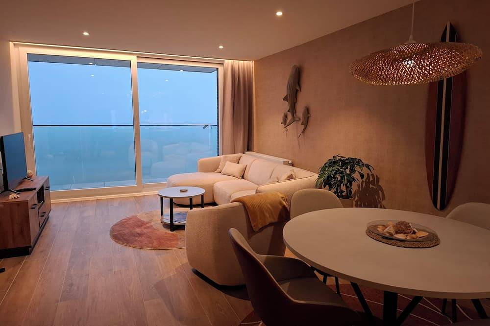 Geheel appartement, Charming appartment with splendid frontal sea view! in Brugge, Belgische Kust