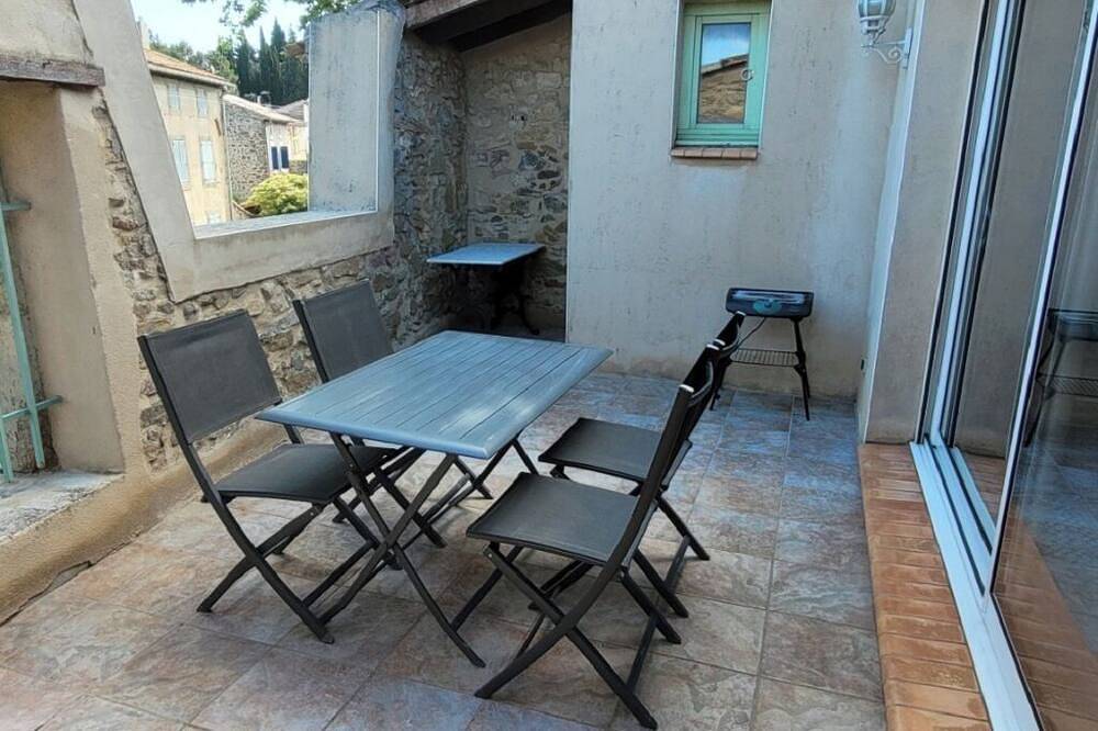 Gite Spacieux Avec Garage in Talairan, Parc naturel régional Corbières-Fenouillèdes