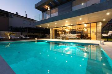 Villa für 8 Personen in Baska, Krk, Bild 1