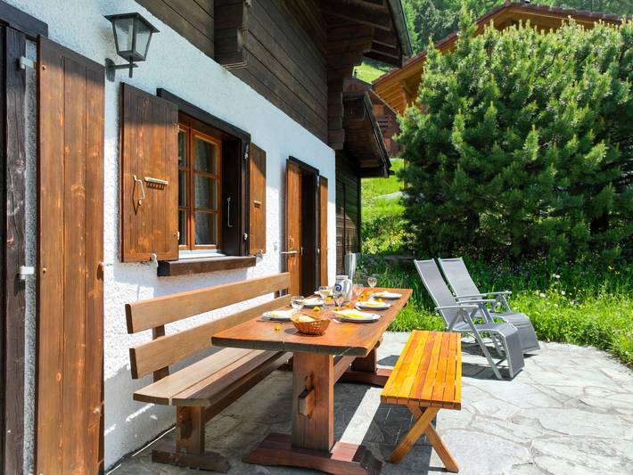 Location de vacances pour 6 personnes, avec terrasse ainsi que vue et jardin dans Zinal - 2
