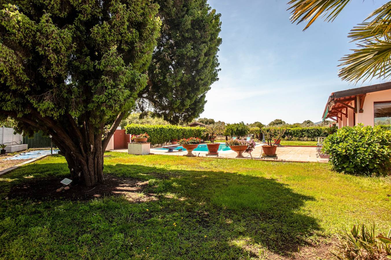 Villa Sole Pula vicino alla spiaggia con piscina, giardino e Wi-Fi in Pula Cagliari, Pula e dintorni
