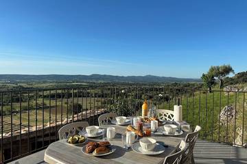Gîte pour 6 personnes, avec terrasse à Saint-Sauveur-de-Cruzières