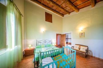 Agriturismo per 10 Persone in Bolsena, Lago di Bolsena, Foto 3