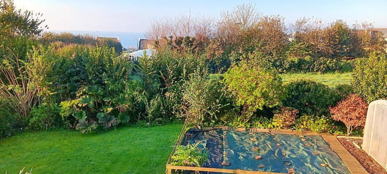 Appartement de vacances entier, Double Room with Garden View in Le Conquet, Région de Brest