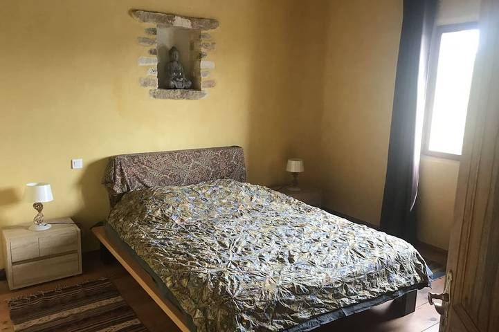 Location de vacances pour 6 personnes, avec jardin à Issirac - 3