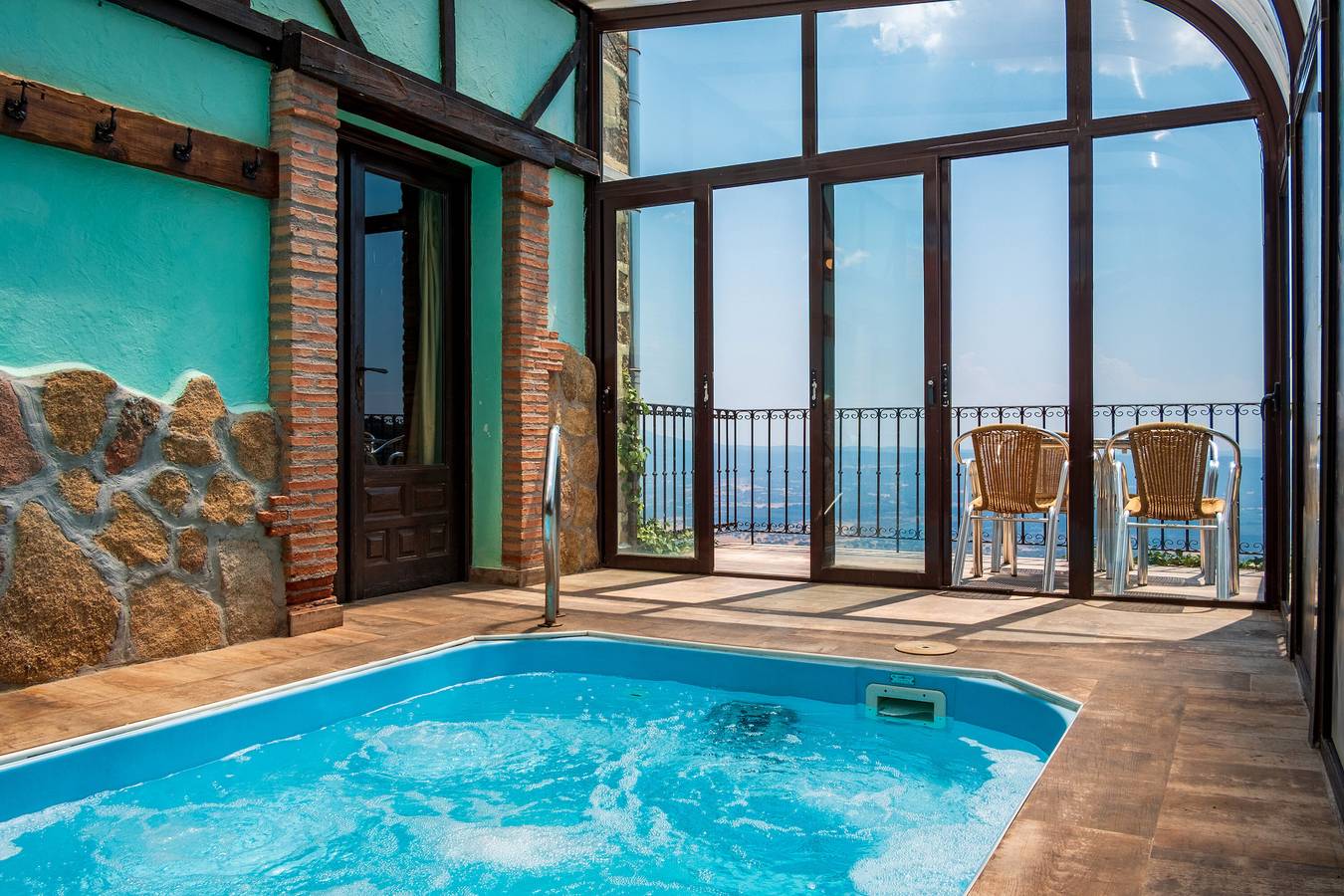 Casa rural 'El Rincón Del Duende' con vistas a la montaña, Wi-Fi y aire acondicionado in Pedro Bernardo, Valle del Tiétar