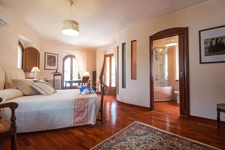 Villa Corrasi Oliena Luxury ---Codice Iun : in Oliena, Barbagia