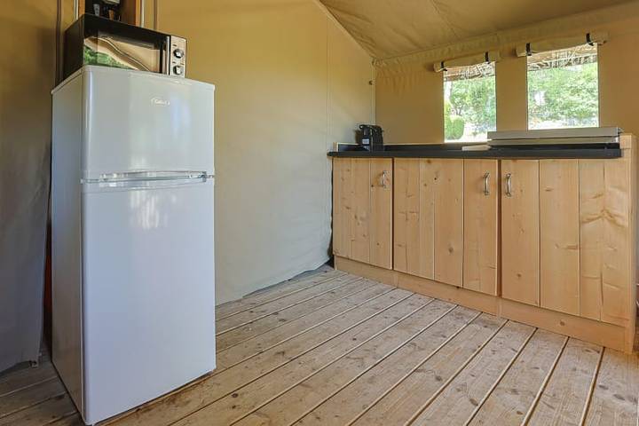 Tente pour 5 personnes, avec terrasse et balcon/terrasse dans les Gorges du Verdon - 4