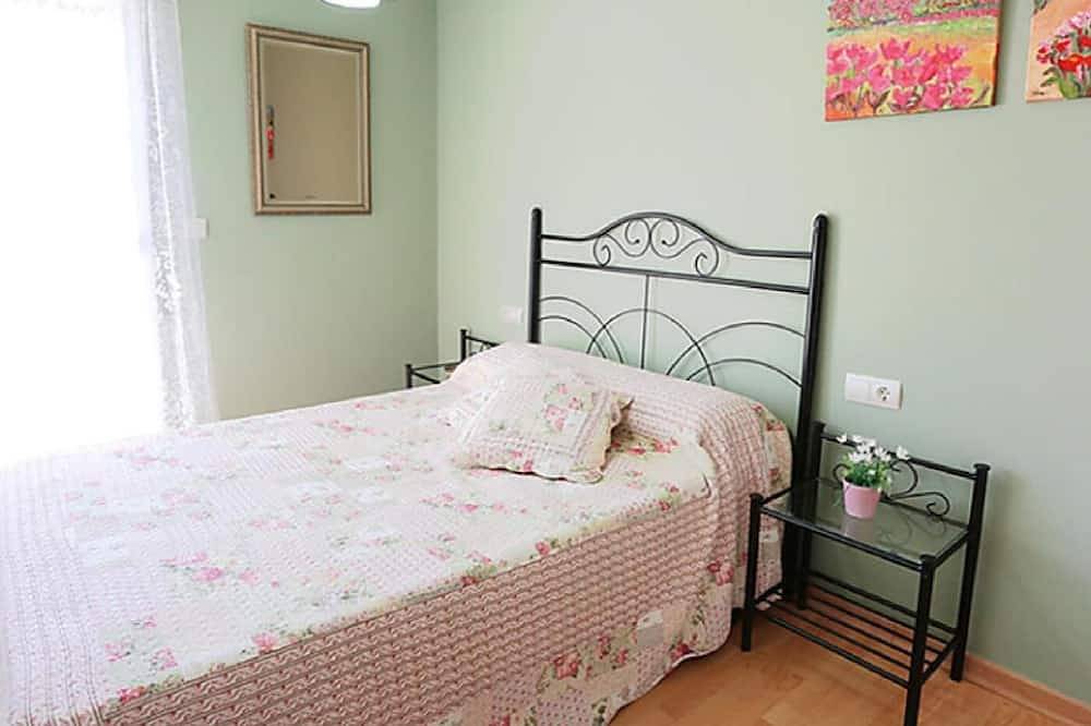 Innouthome Magnífica Casa Familiar Con Piscina, Bbq, Wifi Y Aire-11 De Setembre in Tierras del Ebro, Costa Dorada