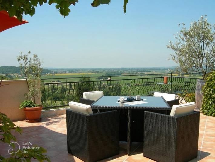 Chambre d’hôte pour 2 personnes, avec Terrasse ainsi que Jardin et Vue