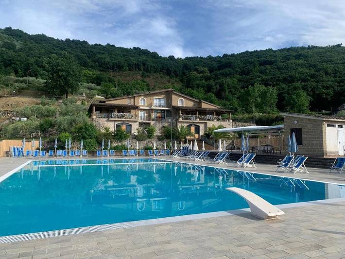 Casa vacanza per 2 persone, con Terrazza e Giardino nonché Piscina a Sant'Agata de' Goti