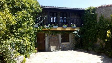 Casa rural para 8 personas, con vistas y jardín, Se admiten mascotas en la Sierra de Béjar