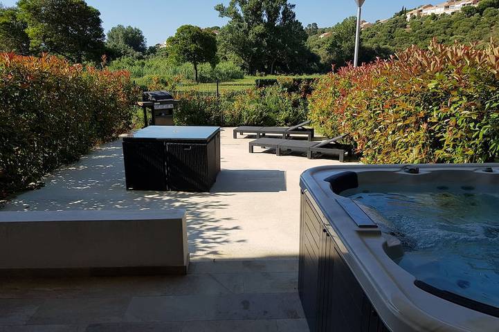 Appartement de vacances pour 4 personnes, avec jacuzzi ainsi que terrasse et jardin, animaux acceptés - 1