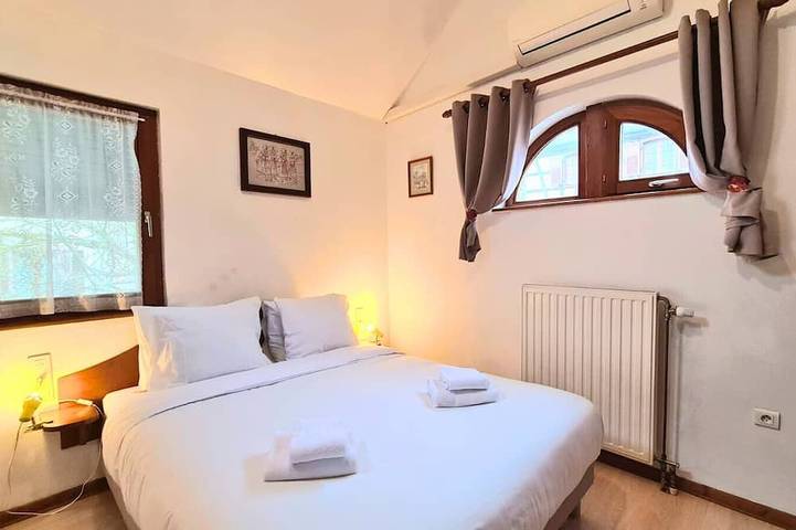 Ferienwohnung für 3 Personen, mit Pool und Garten, mit Haustier - 1