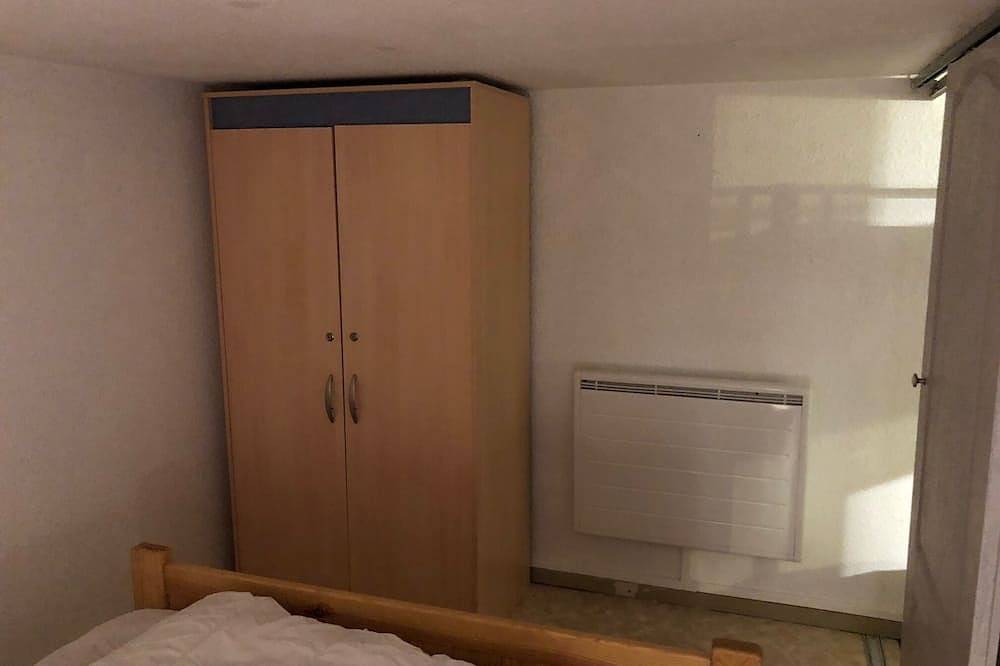 Ganze Wohnung, Apartment La Mongie 1900 3 bedrooms 8 people. in La Mongie, Bagnères-de-Bigorre