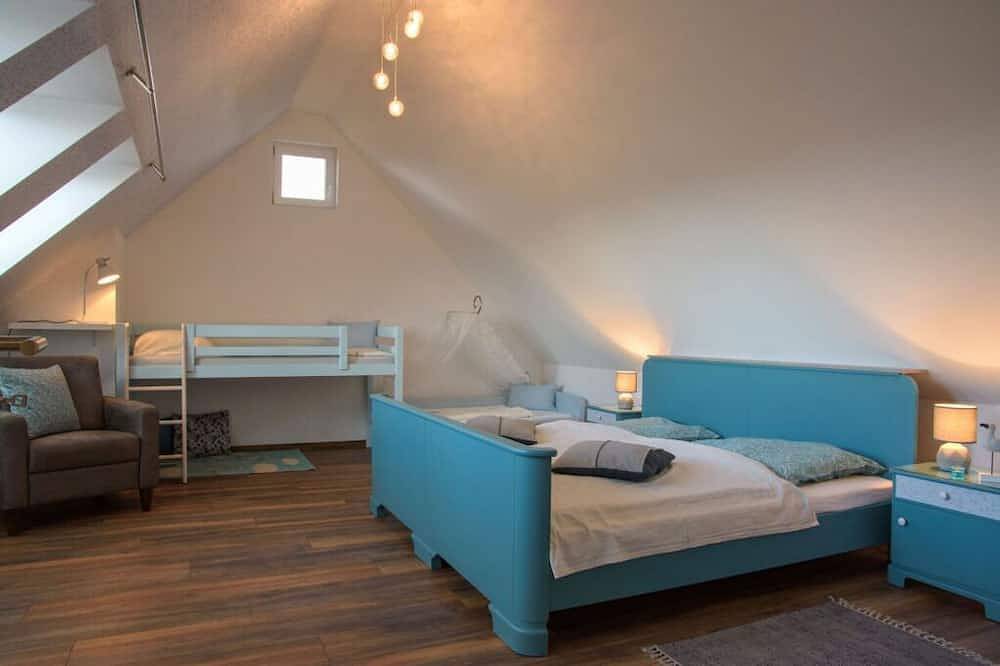Ganze Wohnung, Ferienwohnung/App. für 10 Gäste mit 175m² in Vogelsang-Warsin in Vogelsang-Warsin, Vorpommern Greifswald