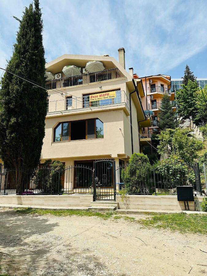 Maison d’hôte pour 3 personnes, avec Terrasse et Jardin à Varna (Bulgarie)