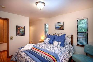 Vacation Home for 4 Guests in Russian River, Sonoma County, Picture 2
