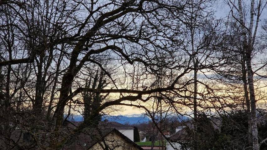 Ferienwohnung für 8 Personen, mit Balkon und Terrasse sowie Garten und Ausblick in Pöcking - 2