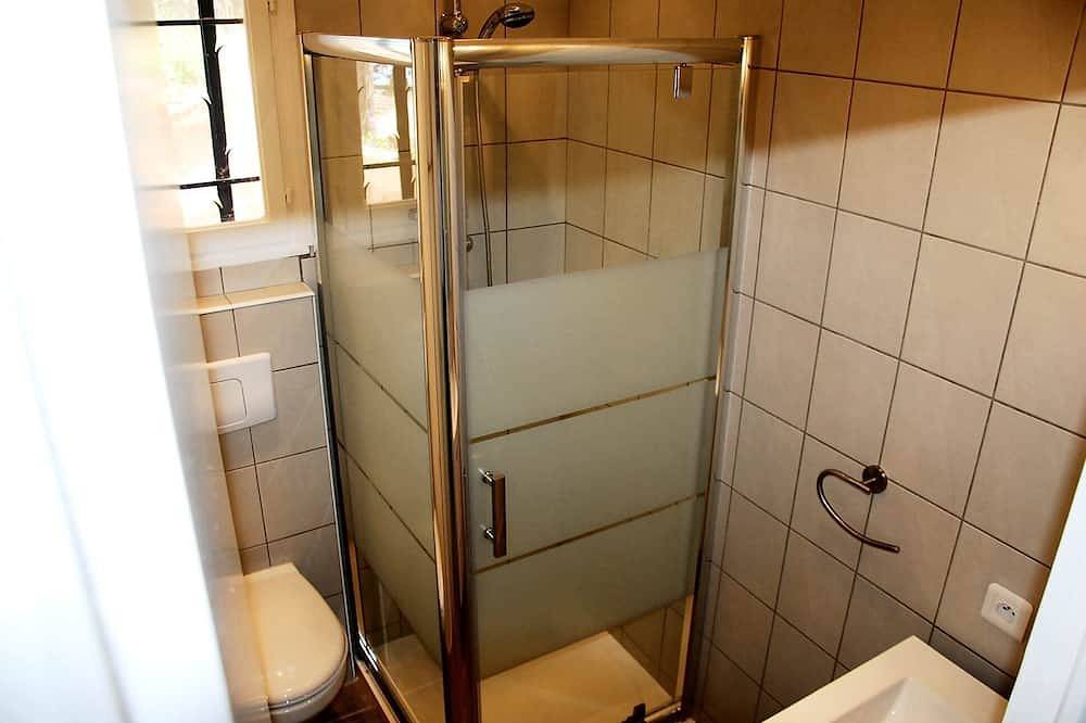 Appartement entier, Appartement 2 personnes vue mer panoramique, piscine chauffée, calme in Conca, Arrondissement de Sartène