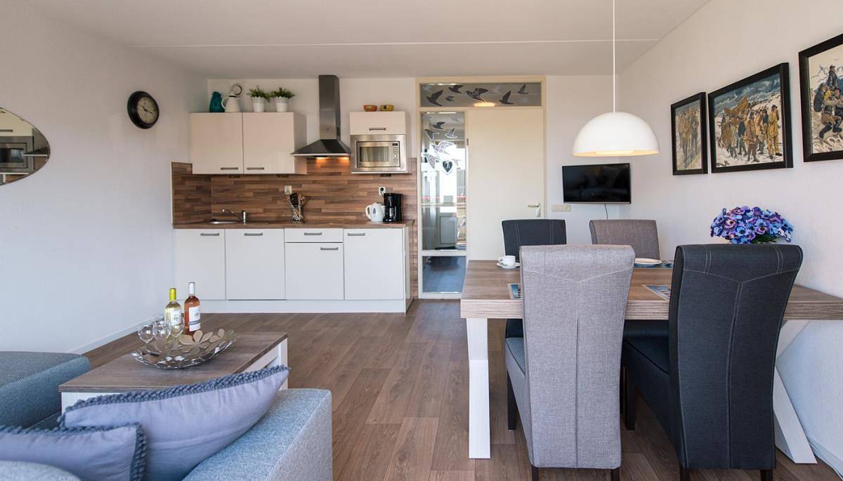 Geheel appartement, Vakantieappartement voor 4 personen met balkon/terras in Buren (Ameland), Nederlandse waddeneilanden