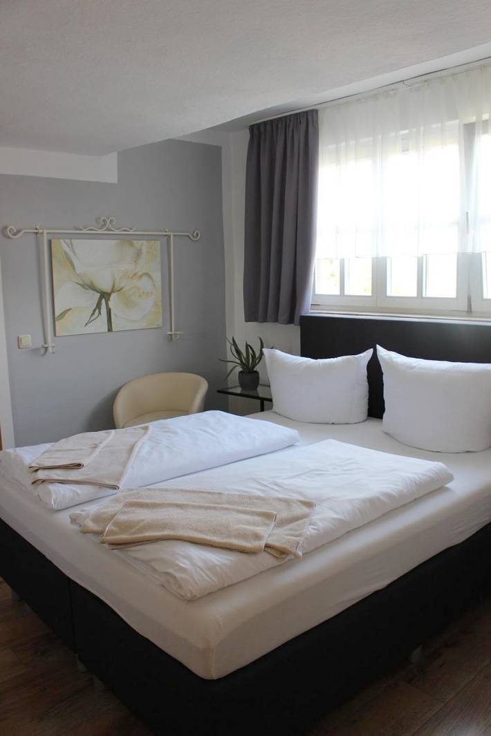 Hotel für 2 Personen, mit Terrasse in Meiningen
