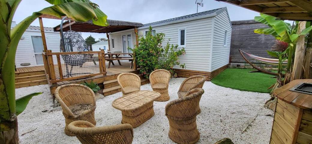 Location de vacances pour 2 personnes, avec terrasse et piscine à La Plaine-sur-Mer - 2