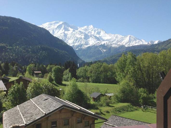 Location de vacances pour 2 personnes, avec Balcon et Terrasse ainsi que Jardin et Vue à Servoz