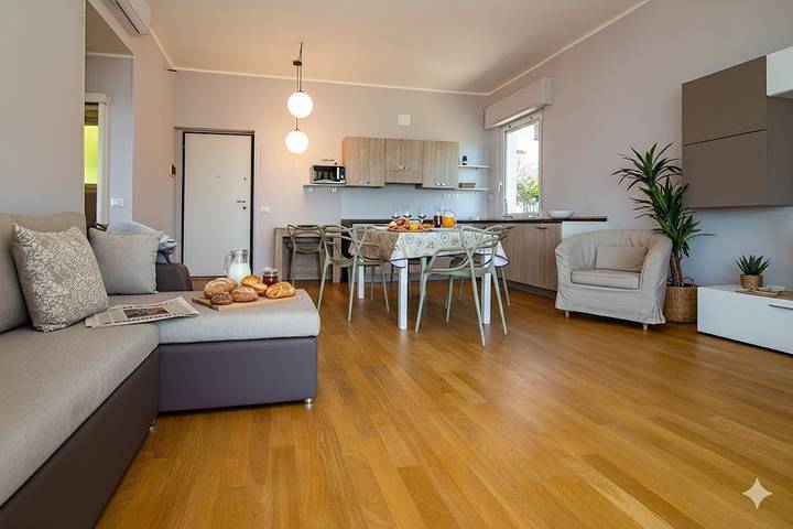 Gîte pour 4 personnes, avec balcon à San Lorenzo al Mare - 2