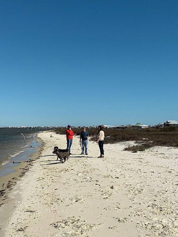 Vacation rental for 10 people, with balcony in Dauphin Island