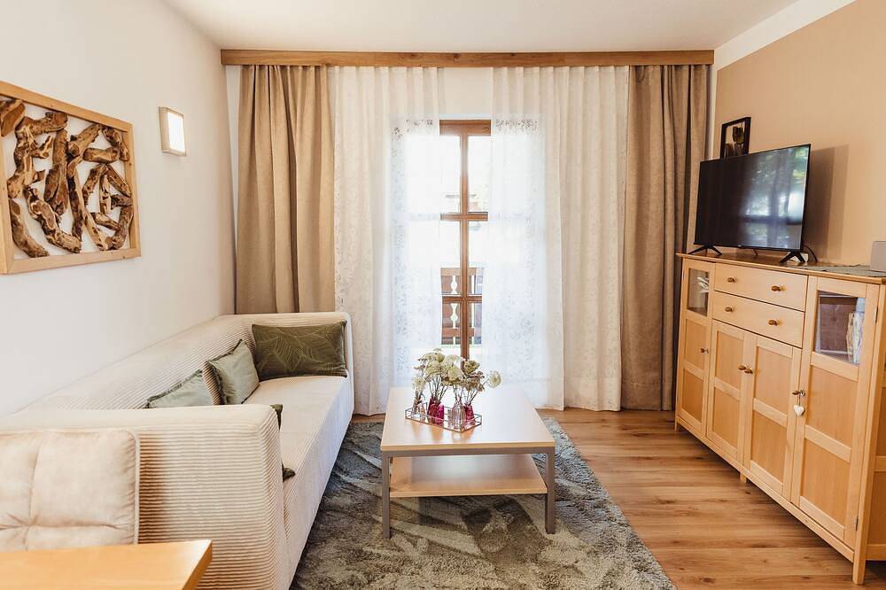 Ganze Wohnung, Maisonette-Ferienwohnung mit Balkon im Kurort Bad Birnbach in Bad Birnbach, Bayerische Golf und Thermenland