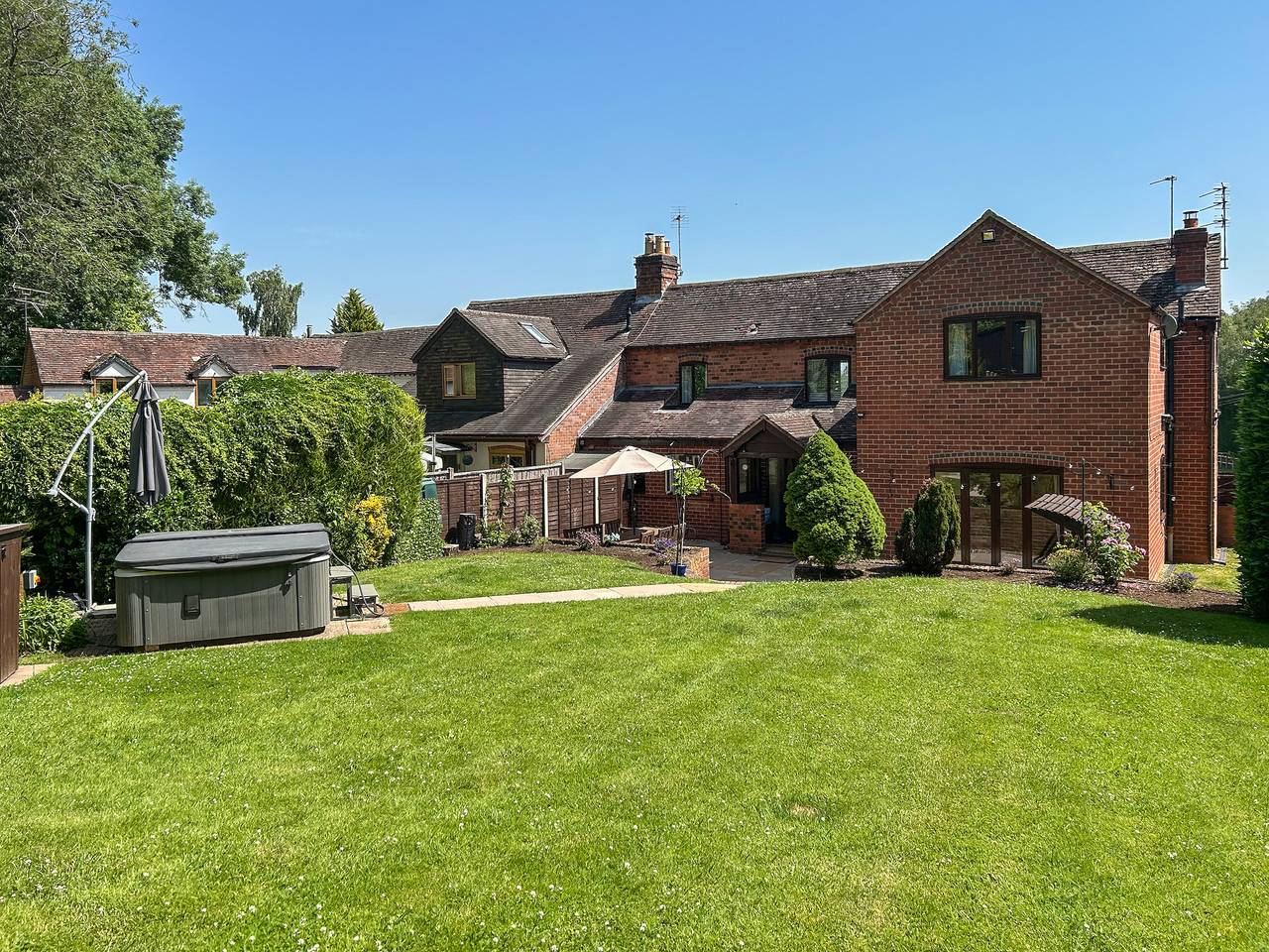 Forresters Cottage in Stourport-on-Severn, Worcestershire