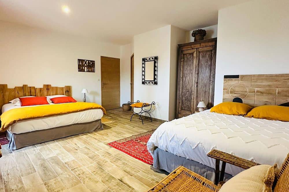 Chambre 4 pers avec piscine chauffée & Wifi in Faverolles, Vallée de la Loire