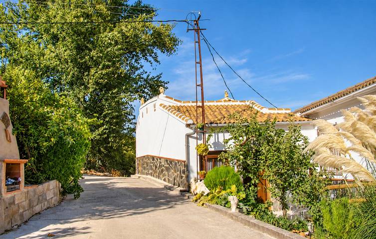 Poolterrassen-Apartment mit AC & WiFi in Iznájar, Sierras Subbéticas