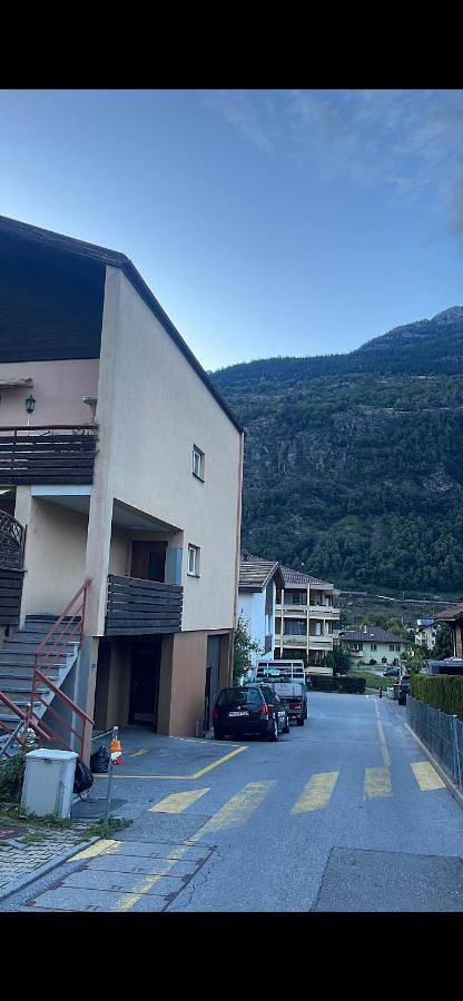 Gîte pour 6 personnes, avec vue et jardin dans Brigue - 2