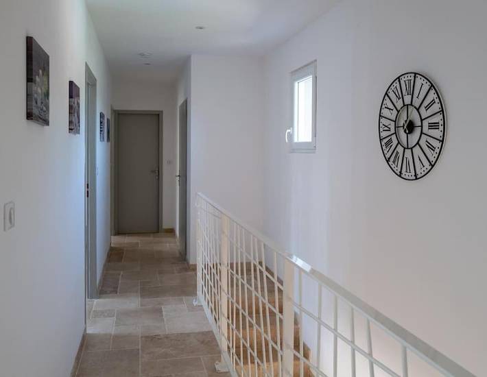 Location de vacances pour 7 personnes, avec Terrasse ainsi que Jardin et Piscine à Lagarde-Paréol - 3