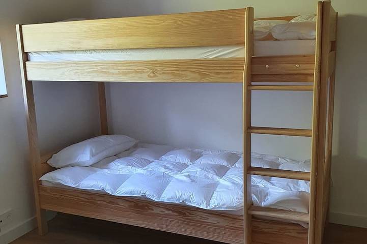 Serrioux House - 4 bedrooms - Sleeps 9–10 - Matheysine - 30 minutes from Grenoble in Cholonge, Isère